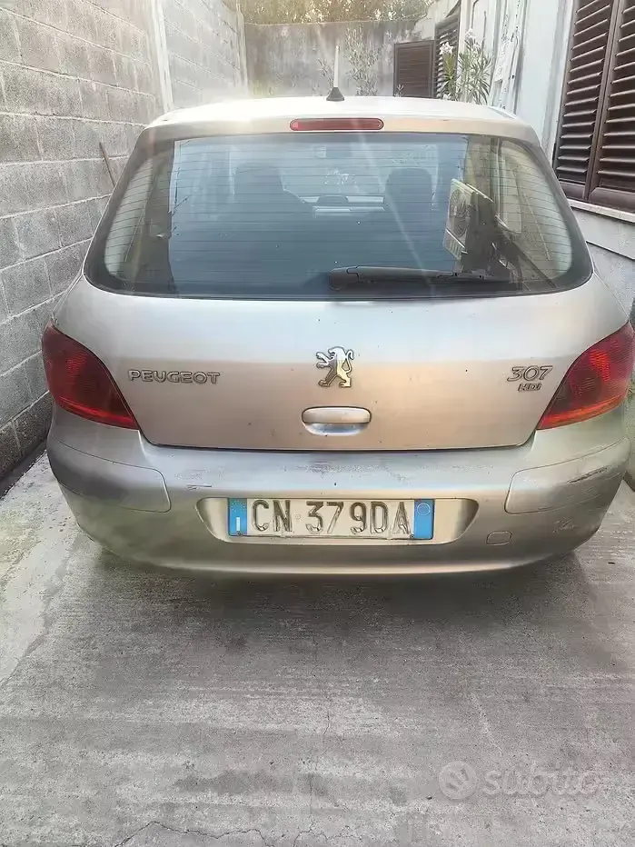 Usata Peugeot 307 90 CV (66 kW) 2004 Grigio Berlina
