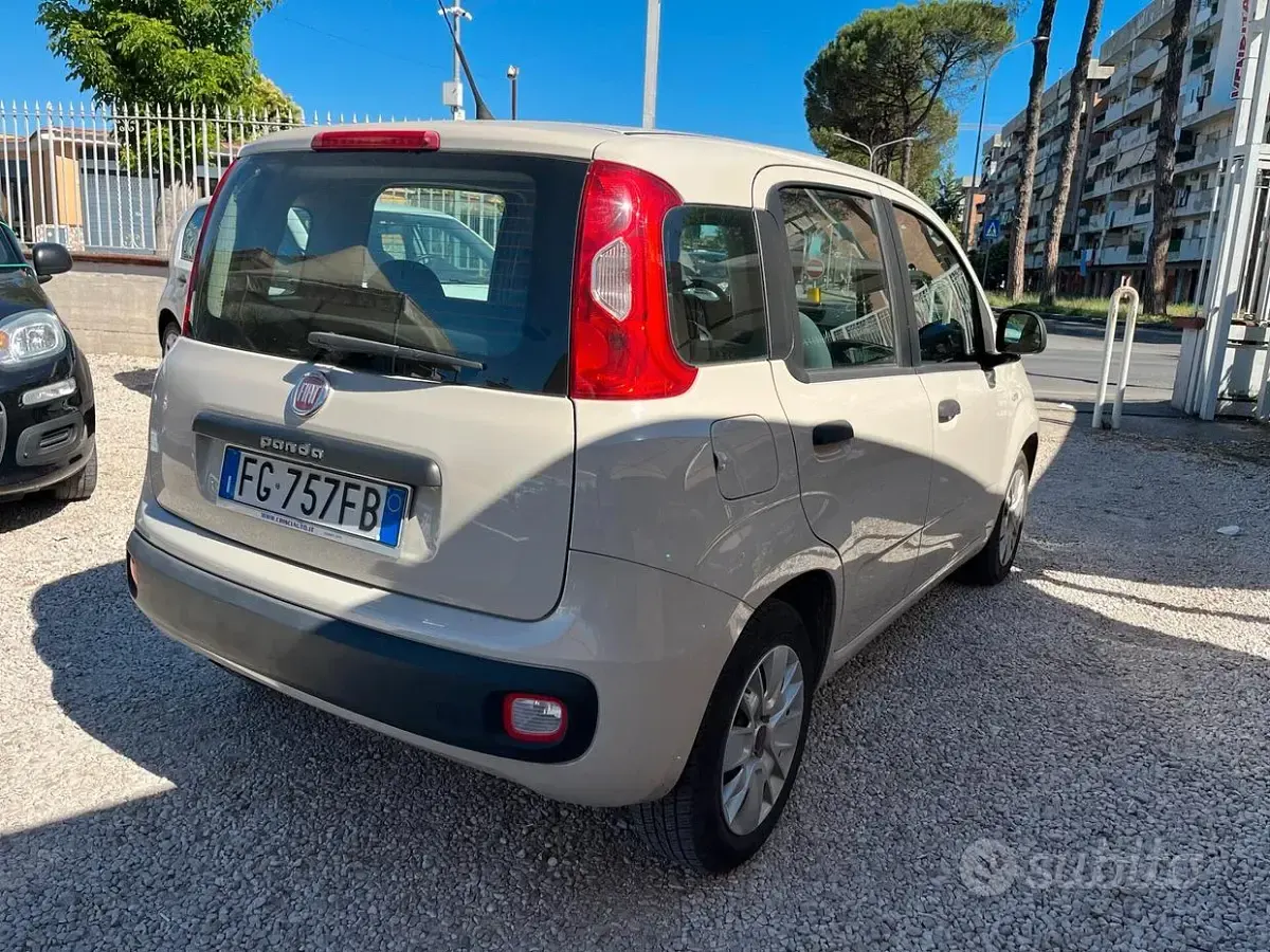 Usata Fiat Panda 69 CV (50 kW) 2016 Beige Utilitaria