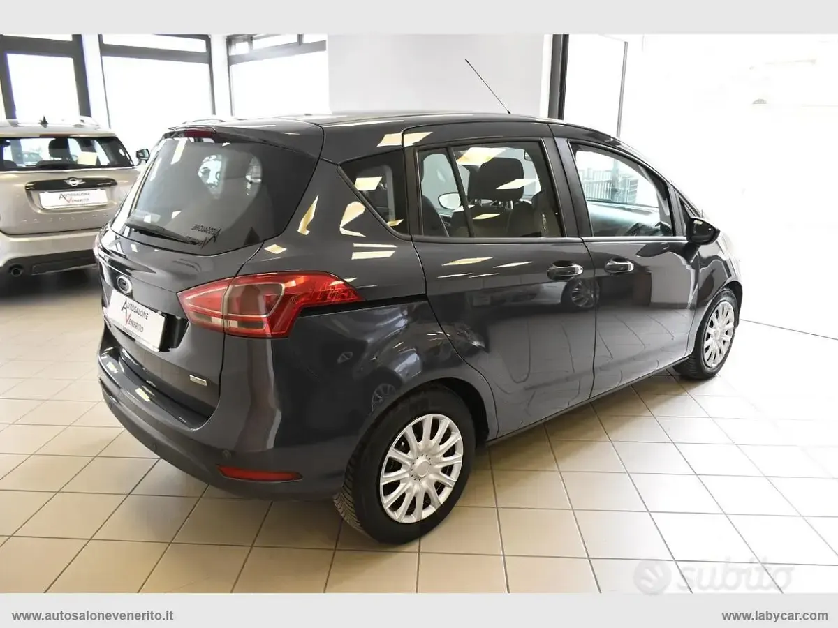 Usata Ford B-MAX Business Edition 95 CV (69 kW) 2013 Grigio Monovolume