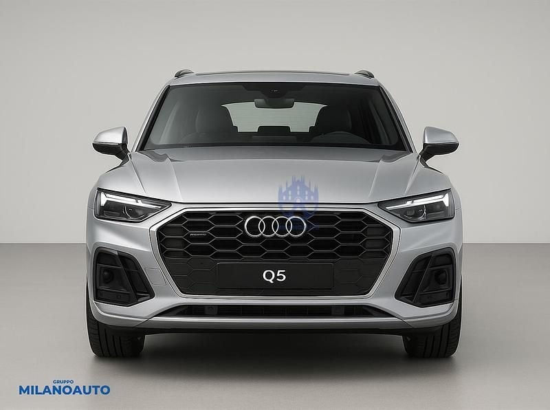 Usata Audi Q5 S-Line 367 CV (269 kW) 2025 Argento SUV