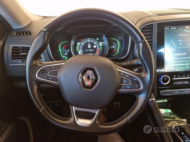 Käytetty Renault Koleos Intens 180 HP (132 kW) 2018 Valkoinen Katumaasturi