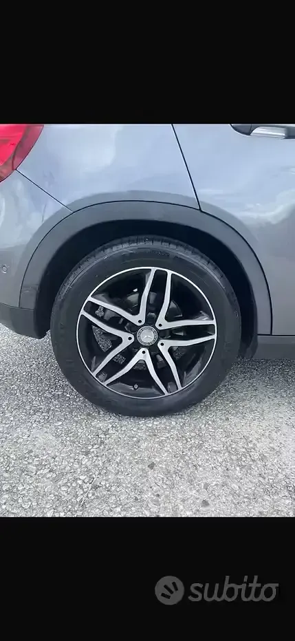 Usata Mercedes GLA220 170 CV (125 kW) 2015 Grigio SUV