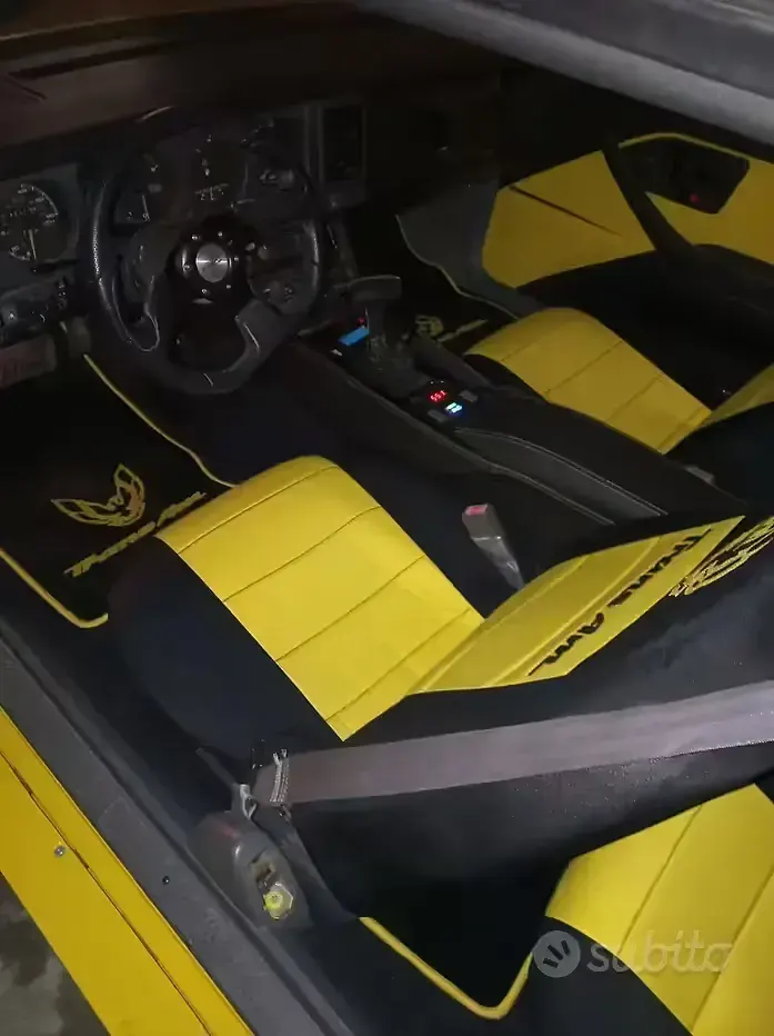 Usata Pontiac Firebird 1987 Giallo Coupé