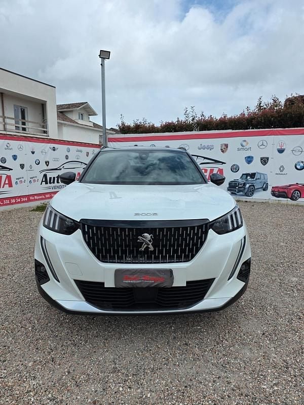 Usata Peugeot e-2008 GT-line 56 kW (77 CV) 2021 Bianco SUV