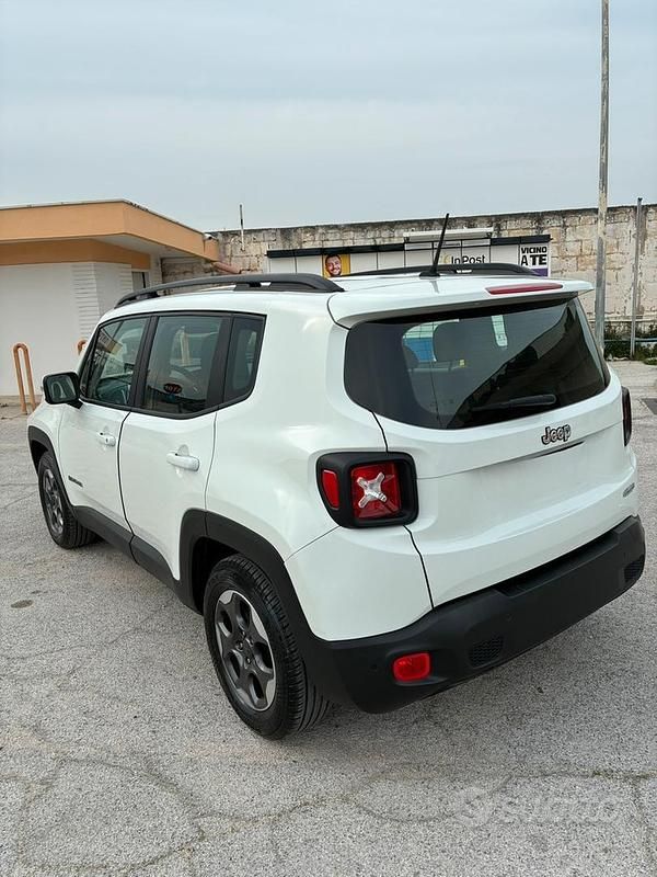 Usata Jeep Renegade 120 CV (88 kW) 2016 Bianco SUV