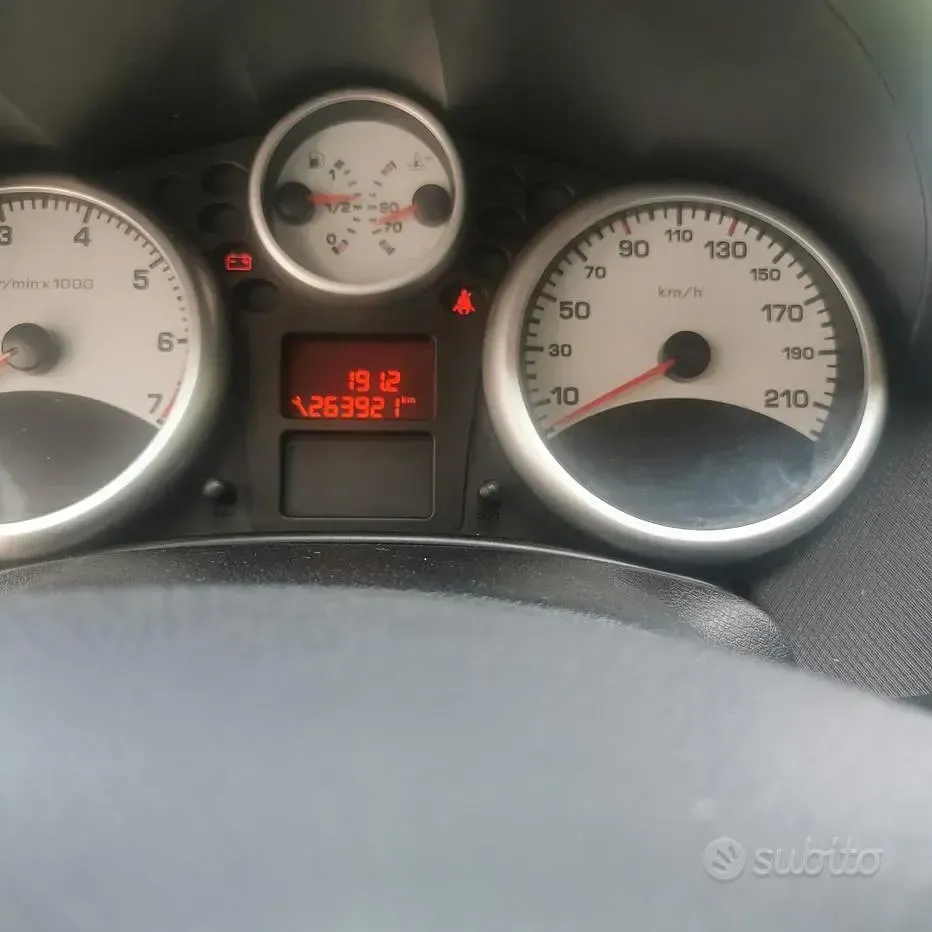 Usata Peugeot 207 73 CV (53 kW) 2009 Grigio Berlina