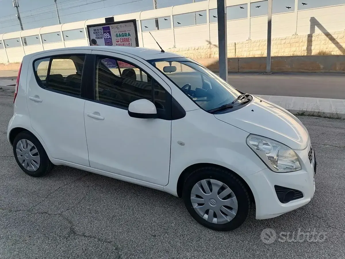 Usata Suzuki Splash 68 CV (50 kW) 2014 Bianco Utilitaria