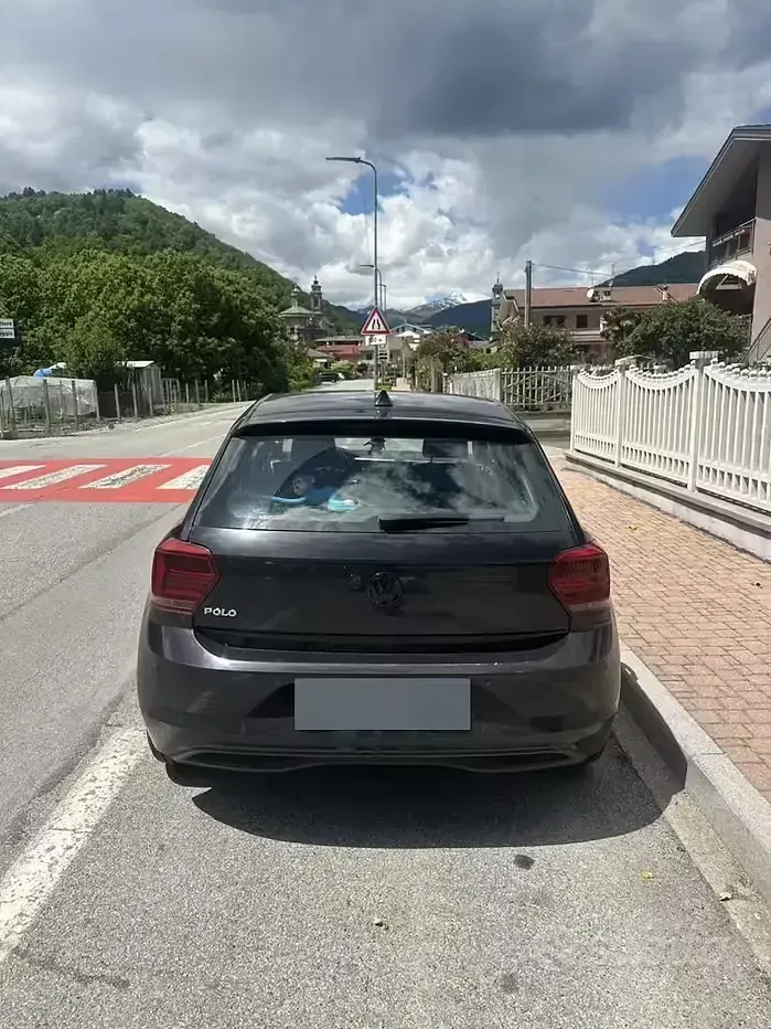 Usata VW Polo 95 CV (69 kW) 2019 Nero Utilitaria