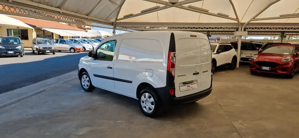 Usata Renault Kangoo 95 CV (69 kW) 2020 Bianco Monovolume