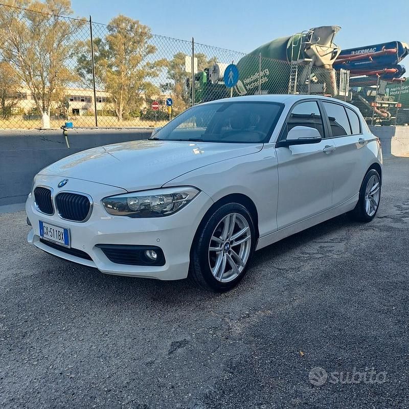 Usata BMW 118 150 CV (110 kW) 2018 Bianco Utilitaria