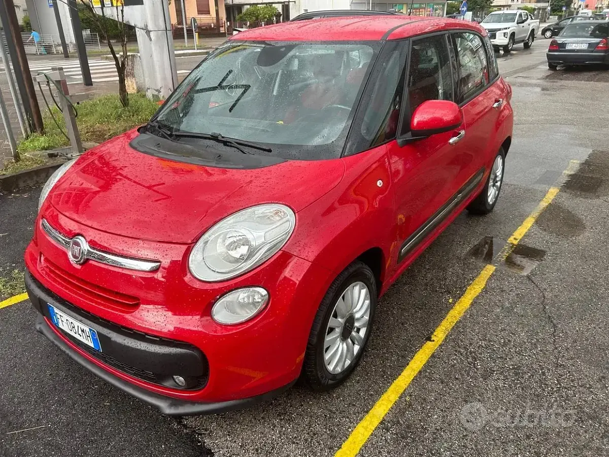 Usata Fiat 500L Lounge 120 CV (88 kW) 2016 Rosso Monovolume