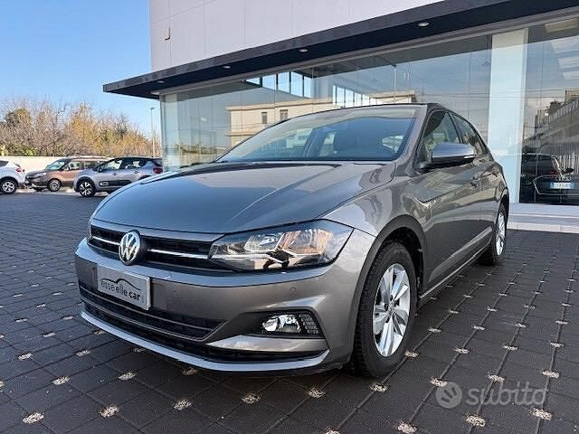 Usata VW Polo Comfortline 80 CV (58 kW) 2019 Grigio Utilitaria