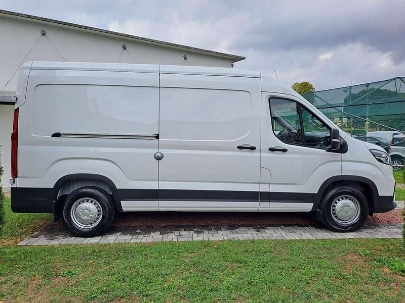 Nuova Maxus V90 150 CV (110 kW) 2025 Bianco Furgone