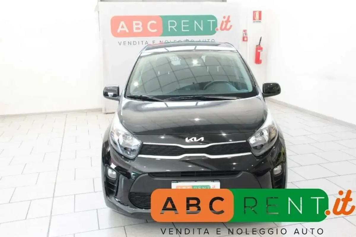 Usata Kia Picanto Urban 67 CV (49 kW) 2023 Nero Utilitaria