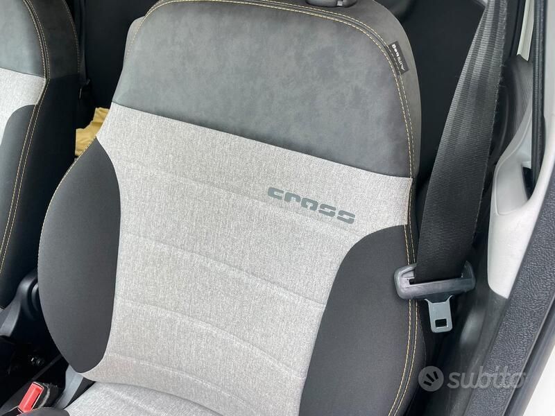 Bianco Usata 2022 Fiat Panda Cross Cross Due volumi | 12.300 € (Buon prezzo) - Immagine 1/4