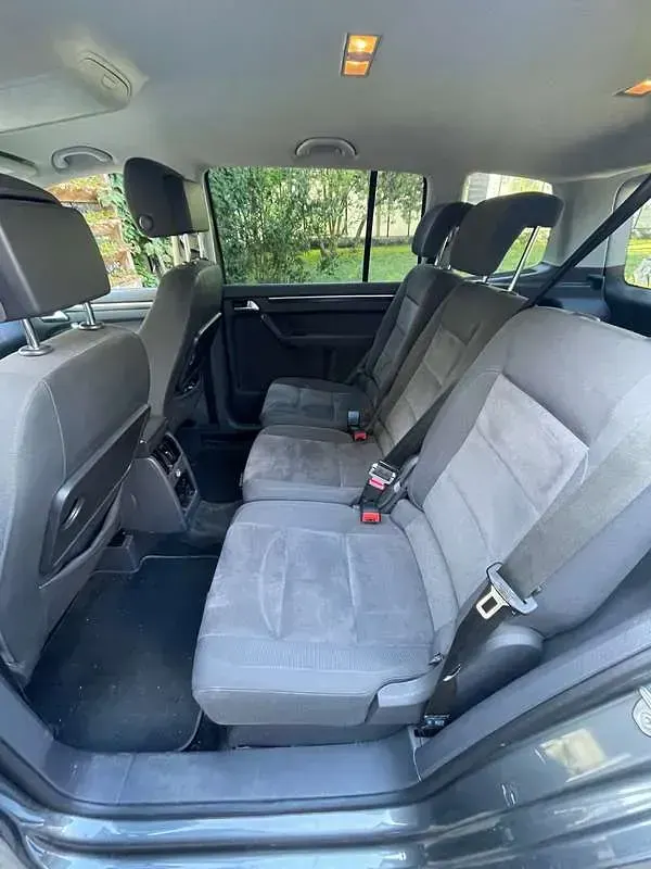 Usata VW Touran Highline 140 CV (102 kW) 2015 Grigio Monovolume