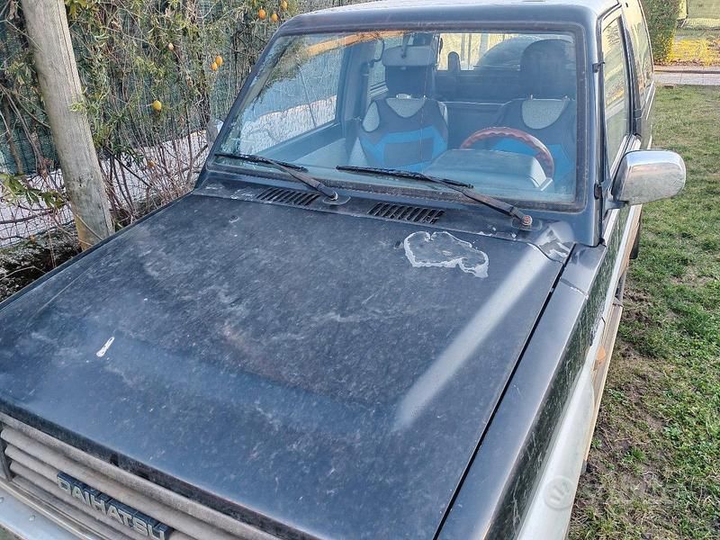 Usata 1991 Daihatsu Feroza SUV | 2800 € - Immagine 1/2