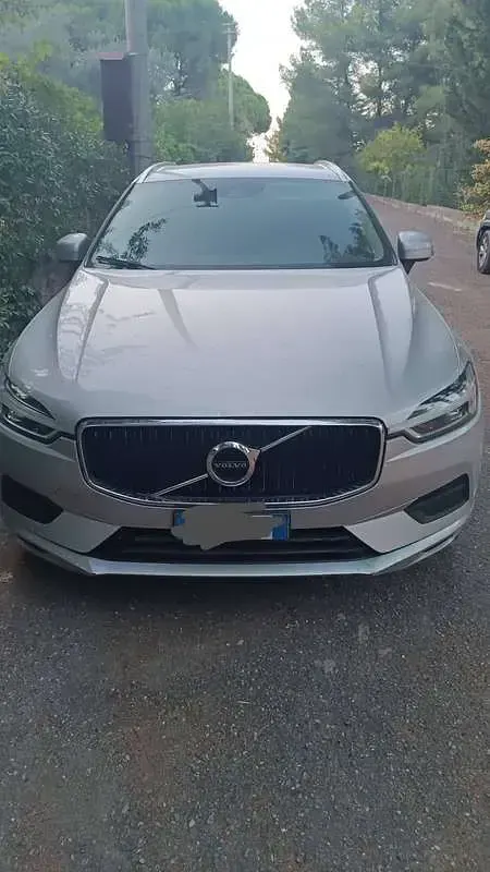 Usata Volvo XC60 Business Edition 190 CV (139 kW) 2019 Grigio SUV