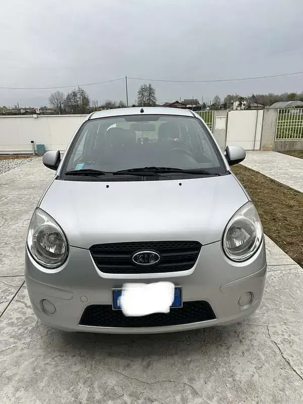 Usata Kia Picanto 60 CV (44 kW) 2009 Utilitaria