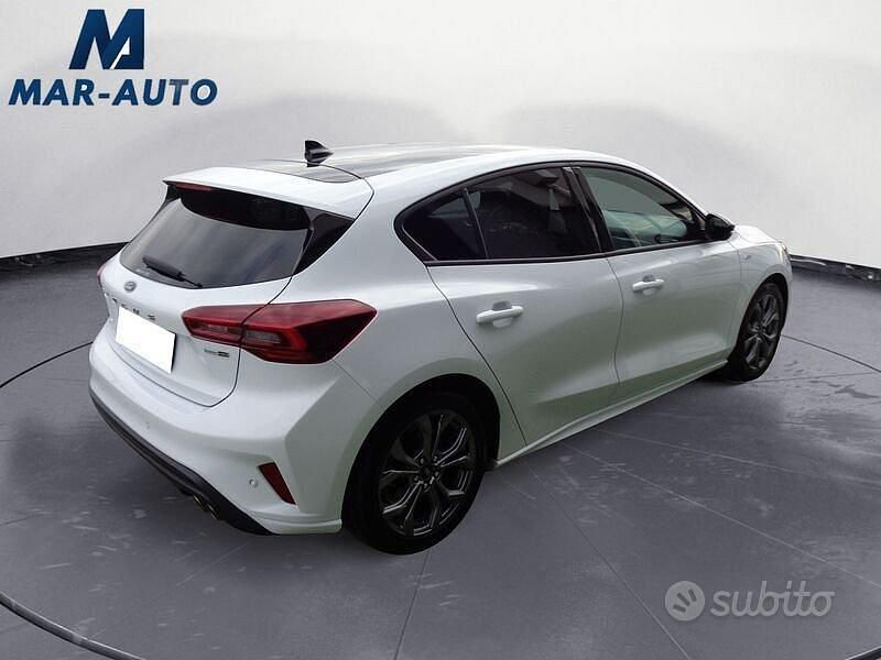 Usata Ford Focus ST-Line 125 CV (91 kW) 2023 Bianco Berlina