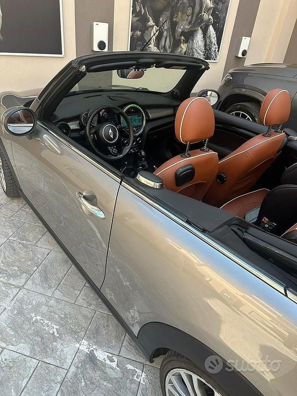 Usata Mini Cooper D Cabriolet 2016 Cabrio