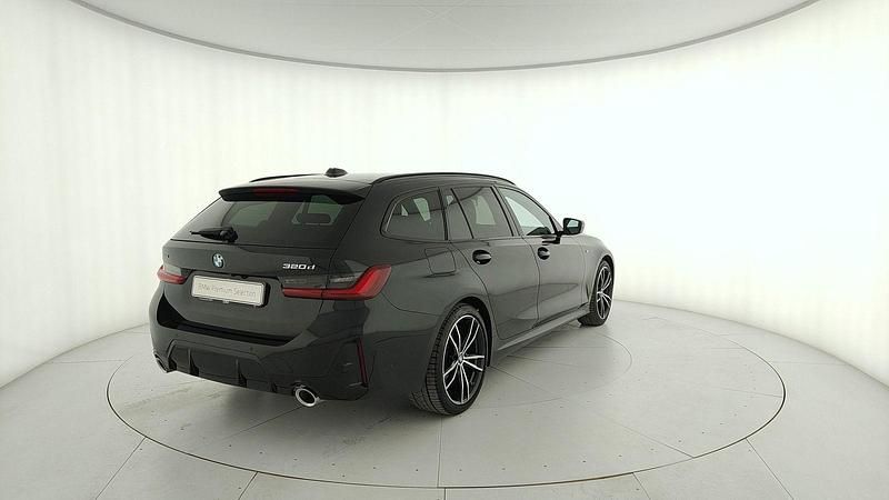 Usata BMW 320e M Sport 190 CV (139 kW) 2023 Nero Station wagon