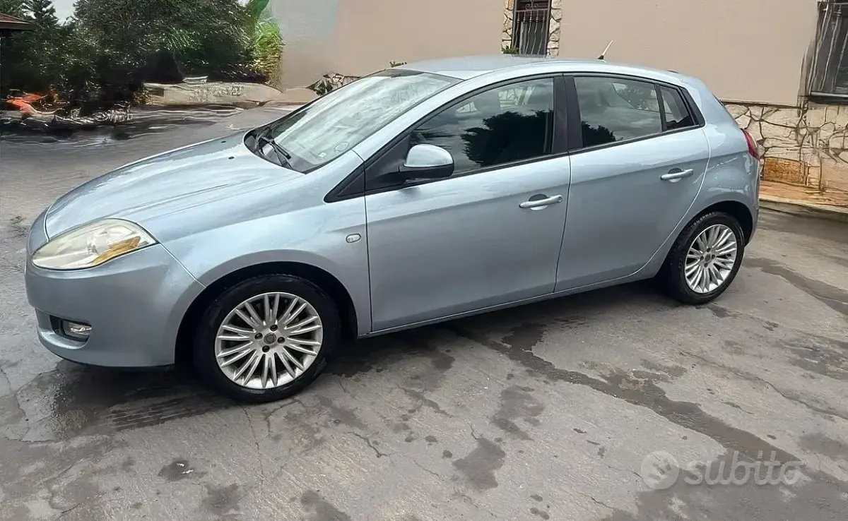 Usata Fiat Bravo Emotion 120 CV (88 kW) 2008 Grigio Utilitaria