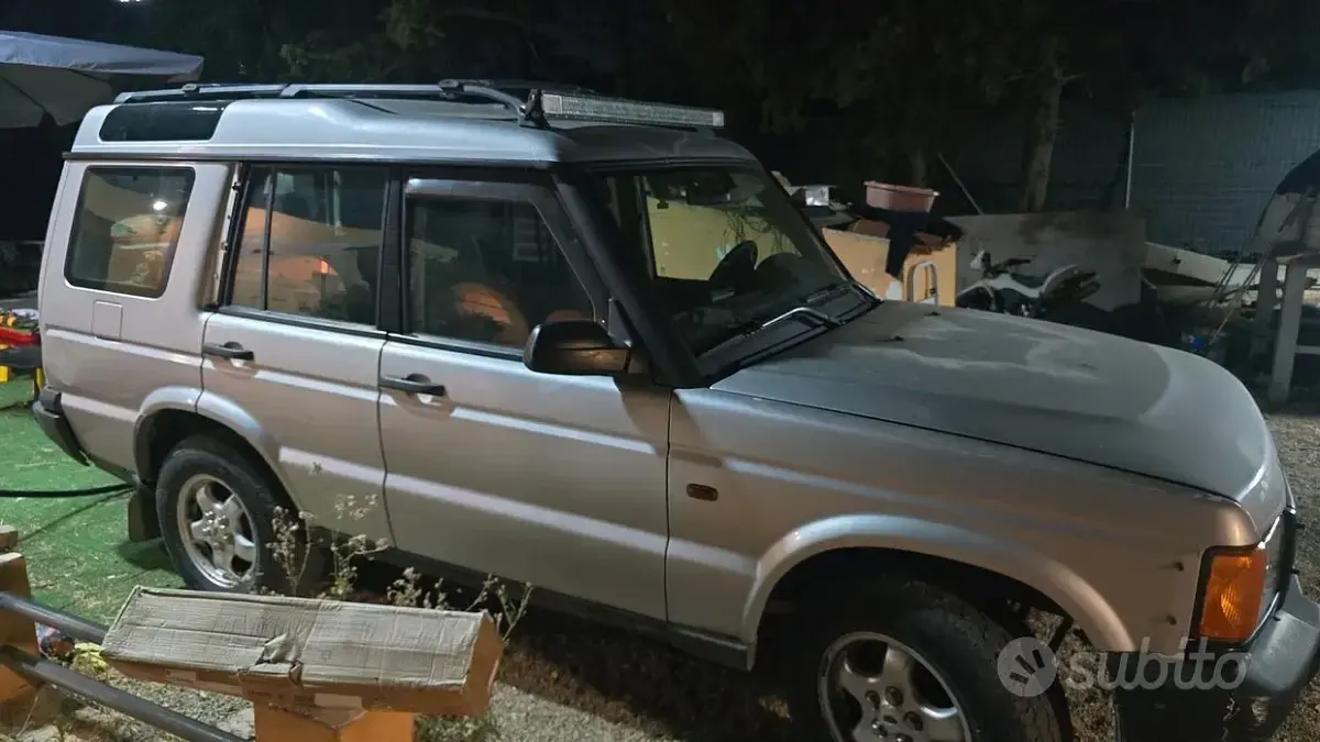 Usata Land Rover Discovery 2 138 CV (101 kW) 2002 Grigio SUV