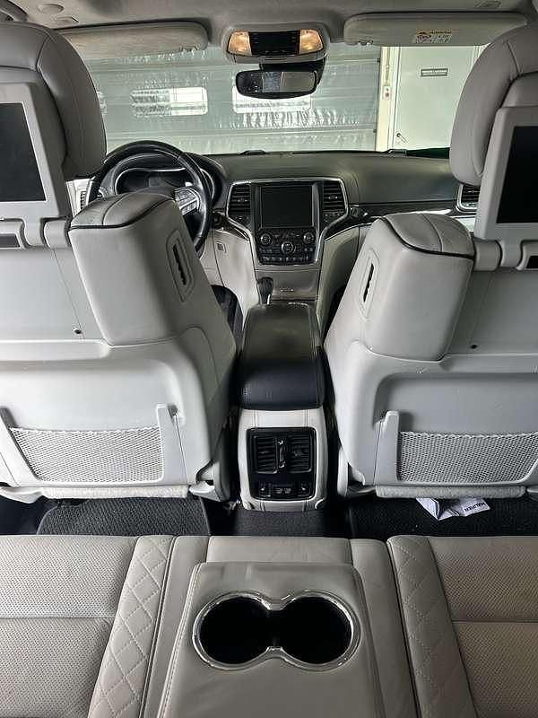 Nero Usata 2017 Jeep Grand Cherokee Summit SUV | 25.000 € (Molto cara) - Immagine 1/4