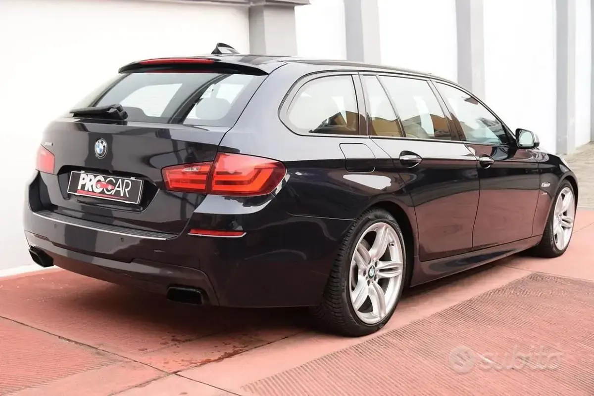 Usata BMW 550 381 CV (280 kW) 2012 Nero Station wagon