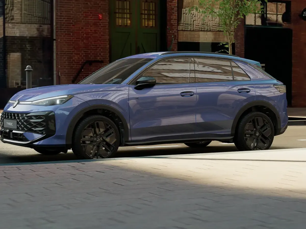 Nuova VW T-Roc R-line 150 CV (110 kW) 2026 Celestial blue metallizzato SUV
