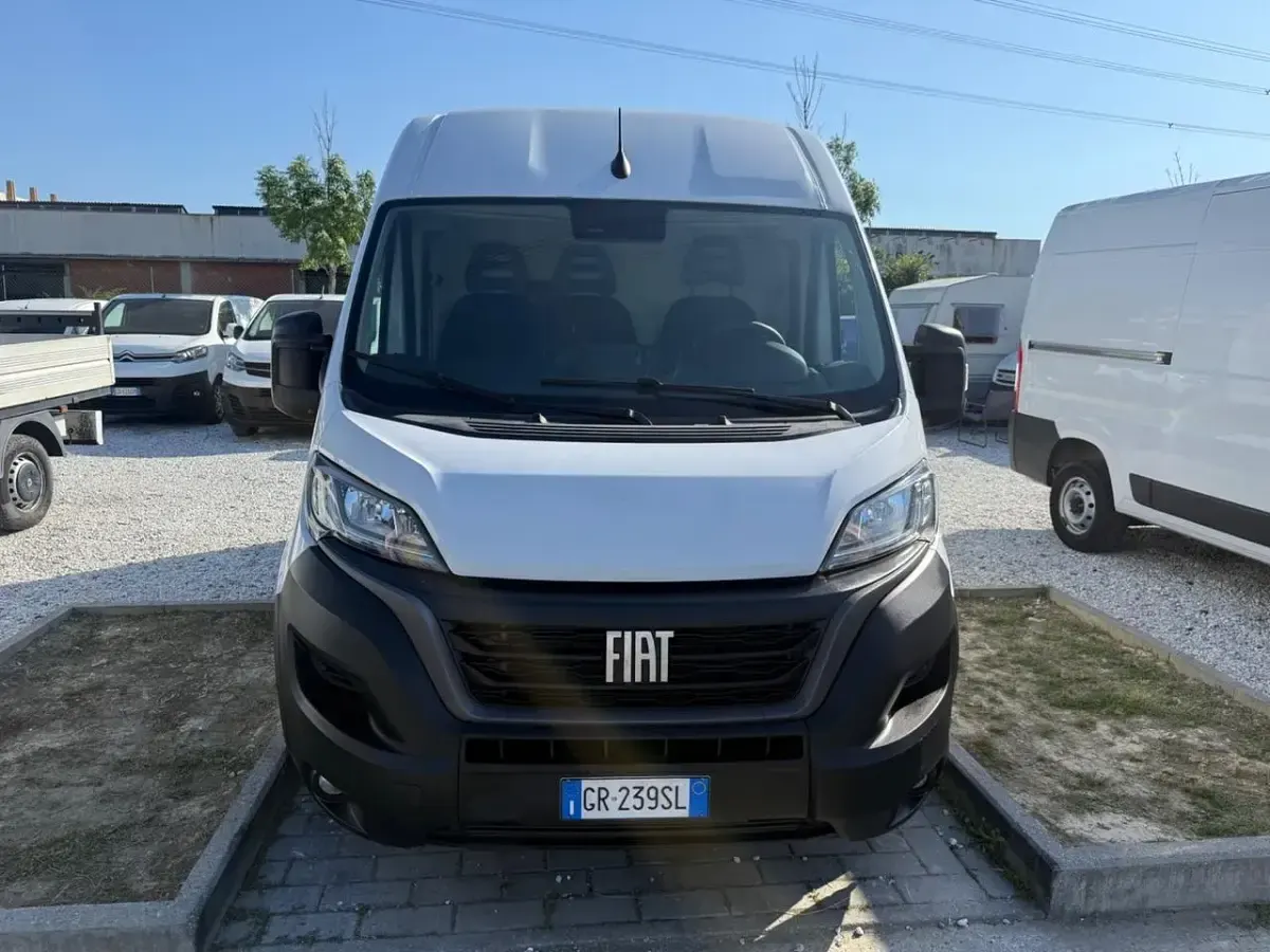 Usata Fiat Ducato 33 140 CV (102 kW) 2023 Bianco Furgone