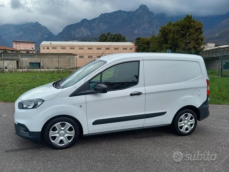 Usata Ford Transit 75 CV (55 kW) 2021 Bianco Berlina