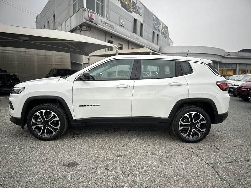 Usata Jeep Compass Altitude 131 CV (96 kW) 2024 Bianco SUV