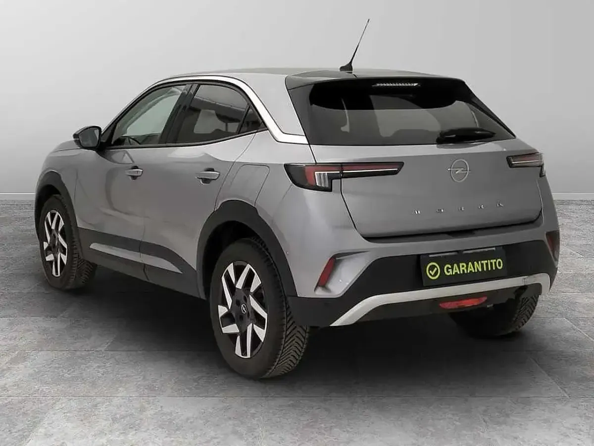 Usata Opel Mokka Elegance 101 CV (74 kW) 2023 Grigio SUV
