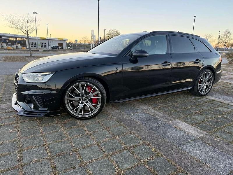 Usata Audi S4 Sport 341 CV (250 kW) 2022 Nero Station wagon