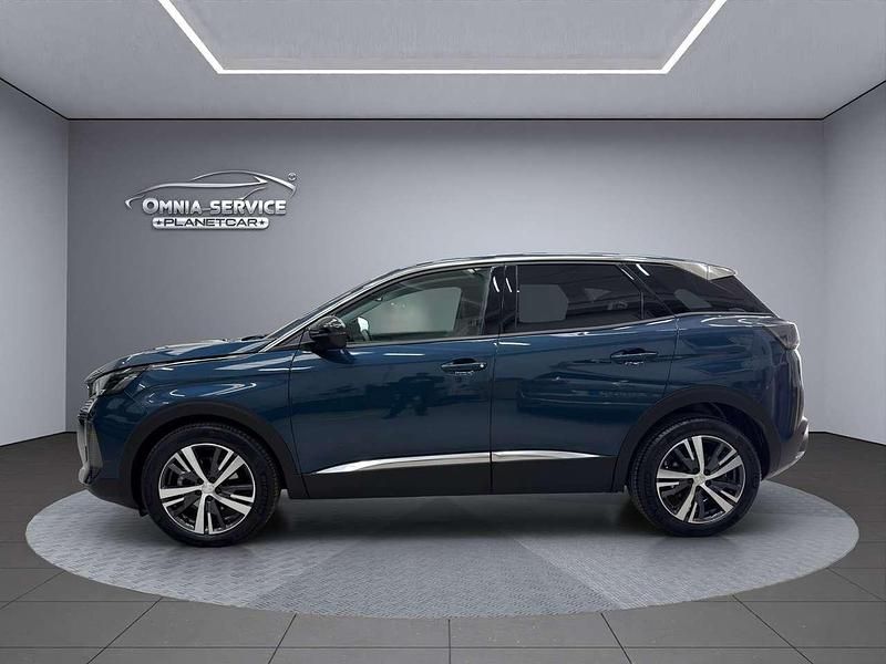 Usata Peugeot 3008 Allure 131 CV (96 kW) 2022 Blu/azzurro SUV