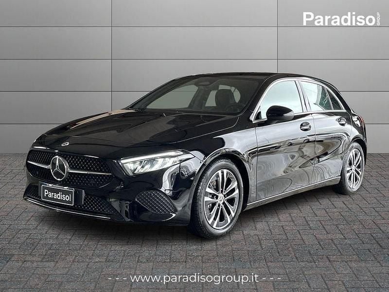 Nuova Mercedes A180 Advanced 116 CV (85 kW) 2026 Nero Berlina