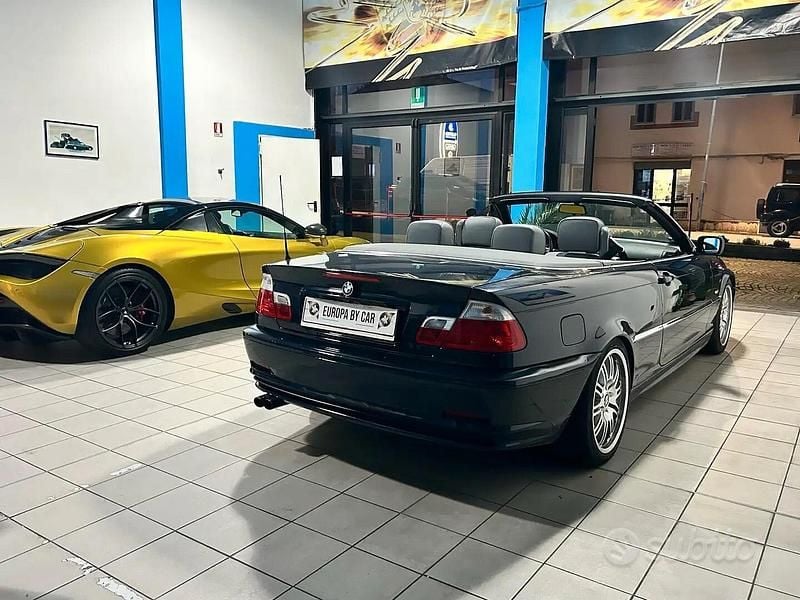 Usata BMW 320 169 CV (124 kW) 2001 Blu Cabrio
