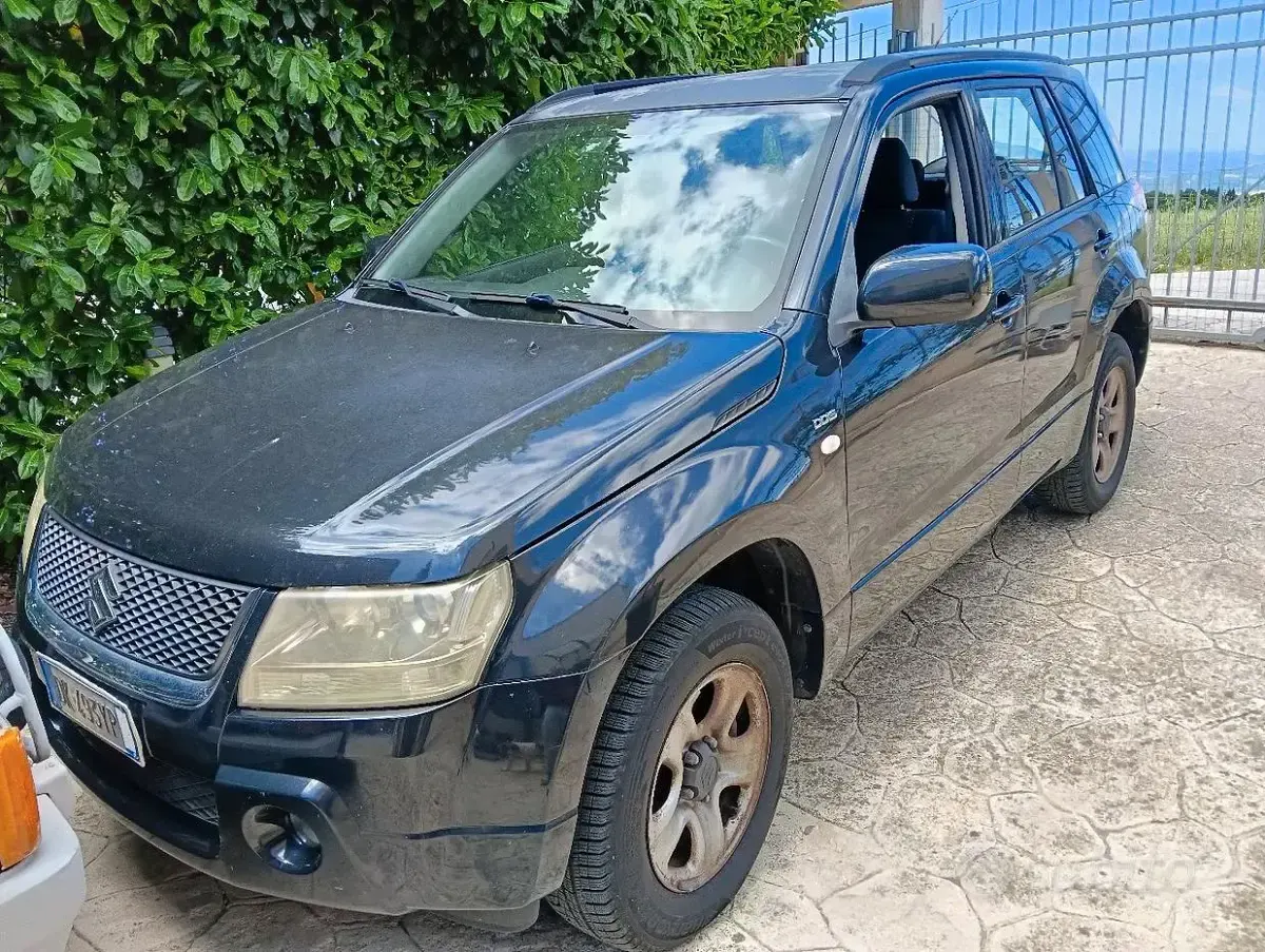 Usata Suzuki Grand Vitara 129 CV (94 kW) 2008 Nero SUV