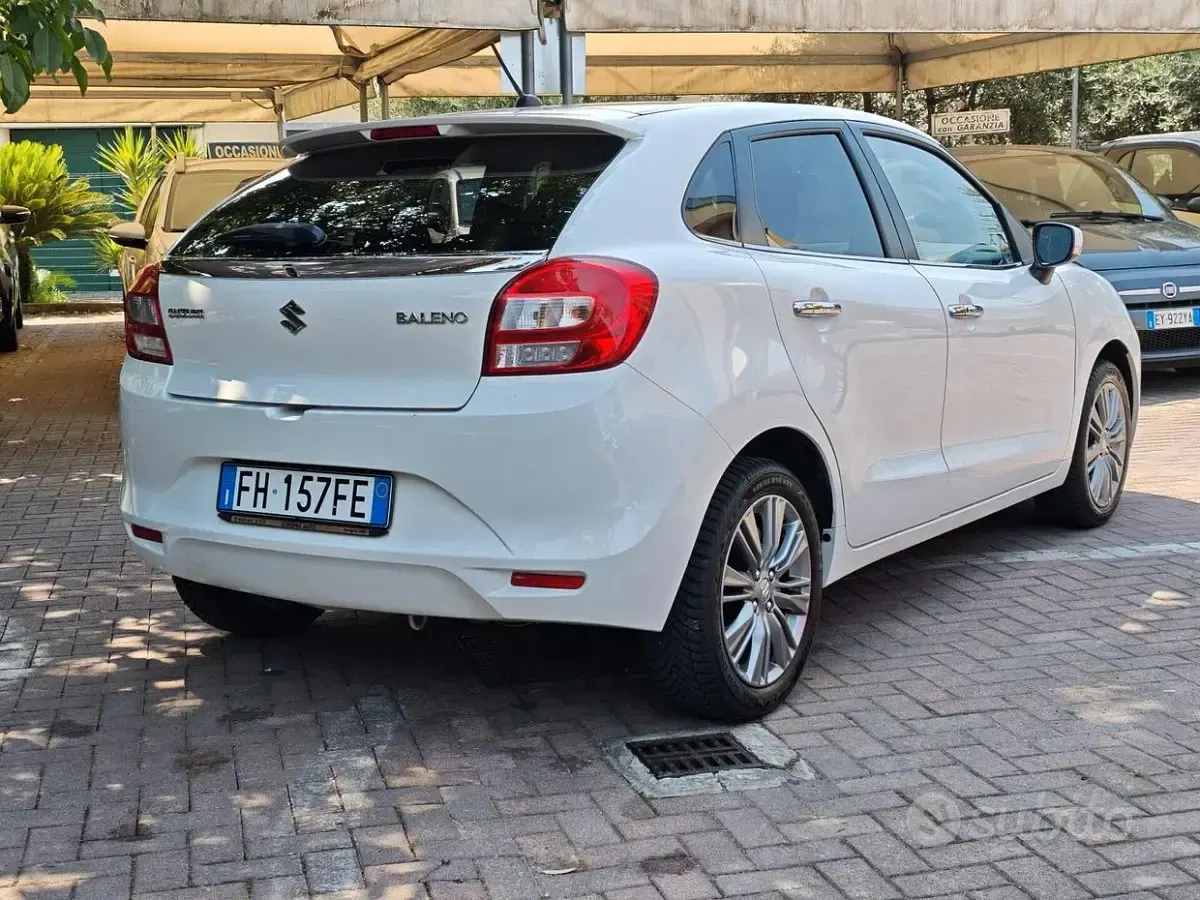 Usata Suzuki Baleno Cool 90 CV (66 kW) 2017 Grigio Utilitaria
