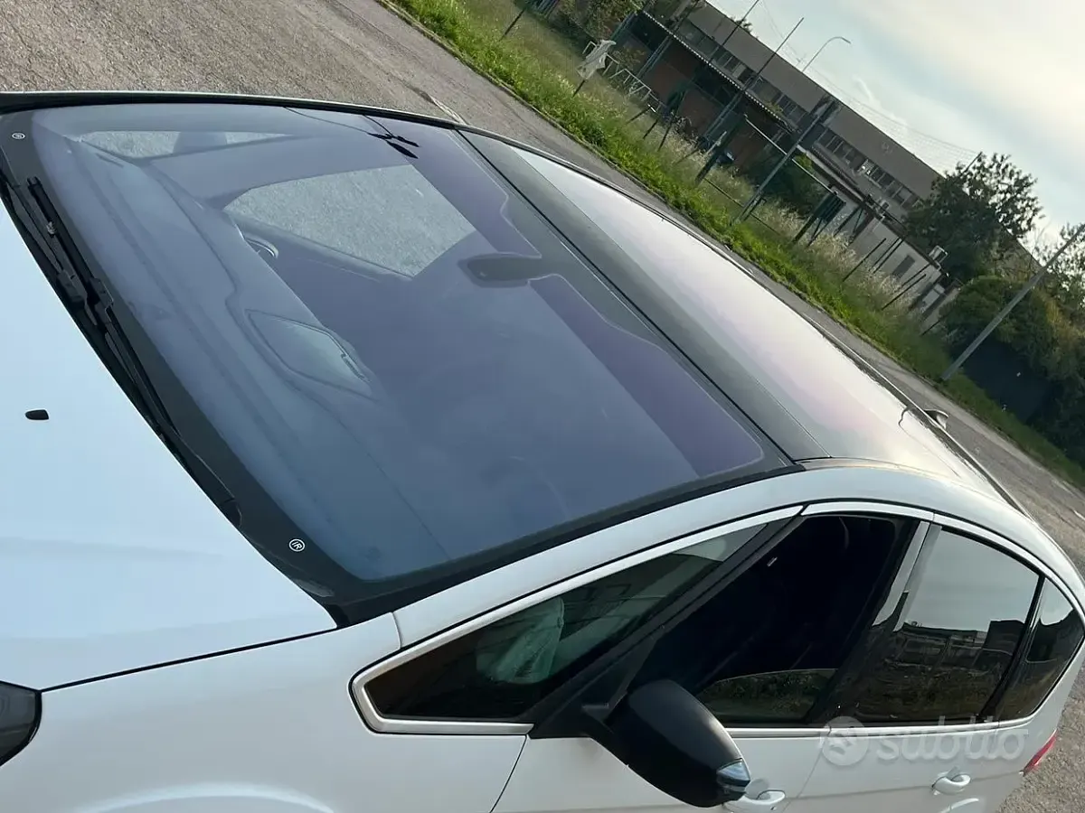 Usata Ford S-MAX Titanium 163 CV (119 kW) 2010 Bianco Monovolume
