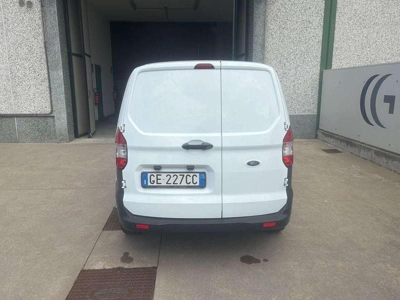 Usado Ford Transit 101 CV (74 kW) 2021 Blanco Van