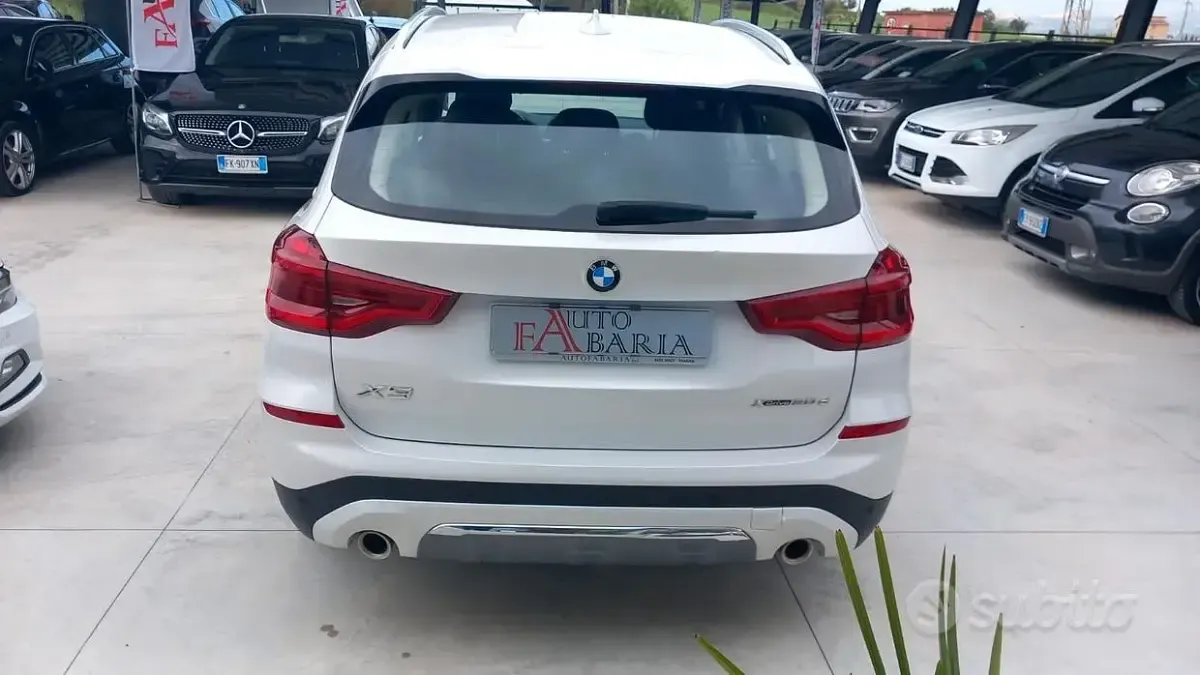 Begagnad BMW X3 Luxury Line 190 HK (139 kW) 2019 Vit SUV