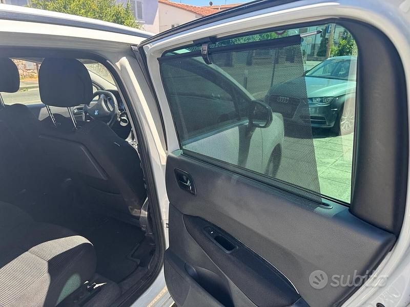 Usata Peugeot 5008 Family 150 CV (110 kW) 2011 Bianco Monovolume