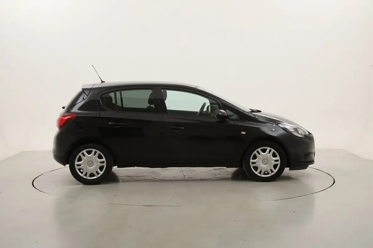 Usata Opel Corsa 90 CV (66 kW) 2019 Utilitaria
