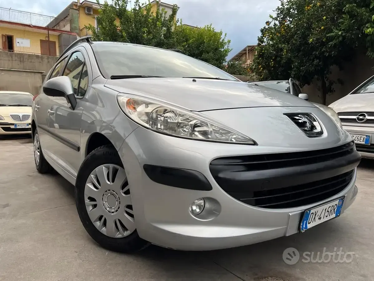 Usata Peugeot 207 90 CV (66 kW) 2009 Grigio Station wagon