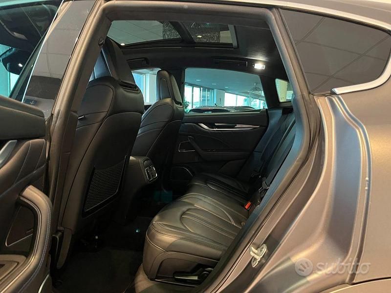 Usata Maserati Levante GT 330 CV (242 kW) 2022 Grigio SUV