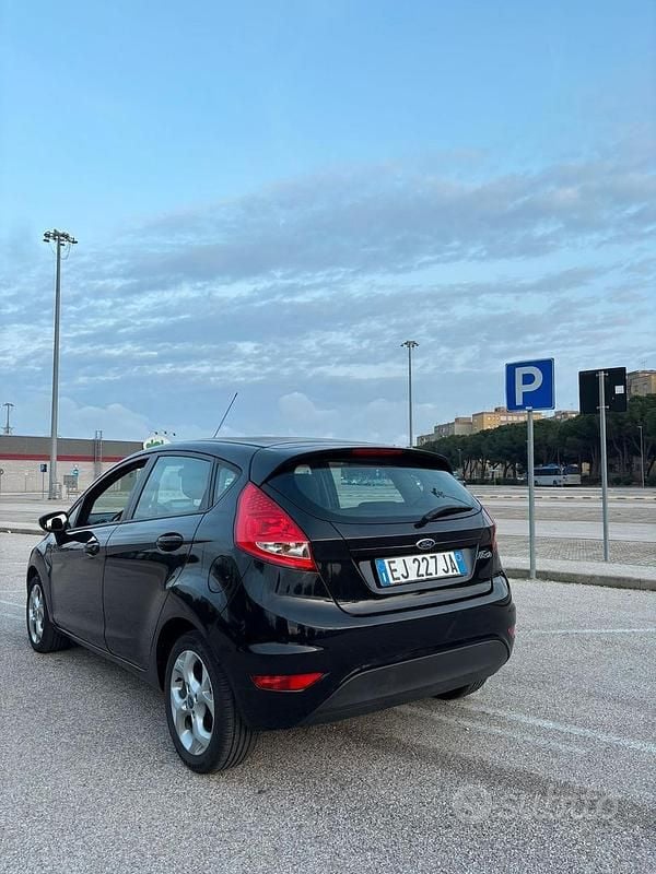 Usata Ford Fiesta 2011 Berlina