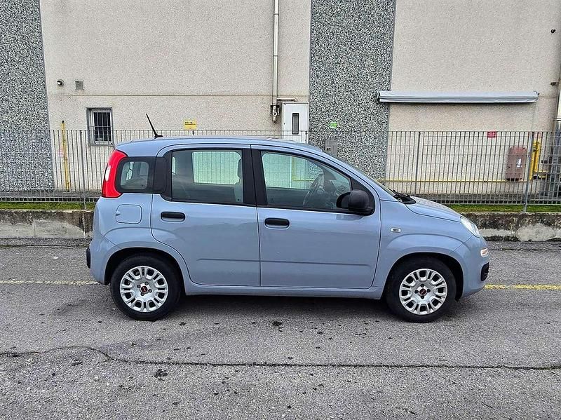 Usata Fiat Panda S 69 CV (50 kW) 2021 Grigio moda Utilitaria